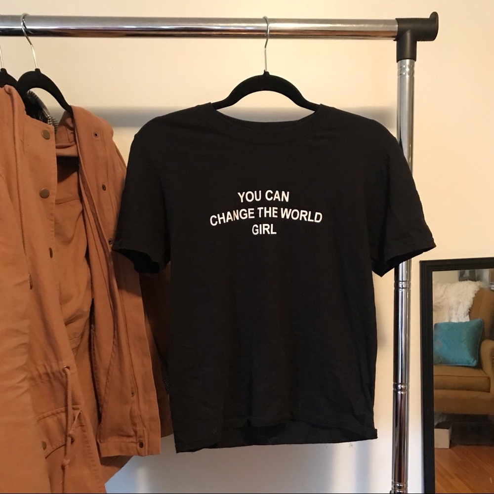 Minimal graphic tee